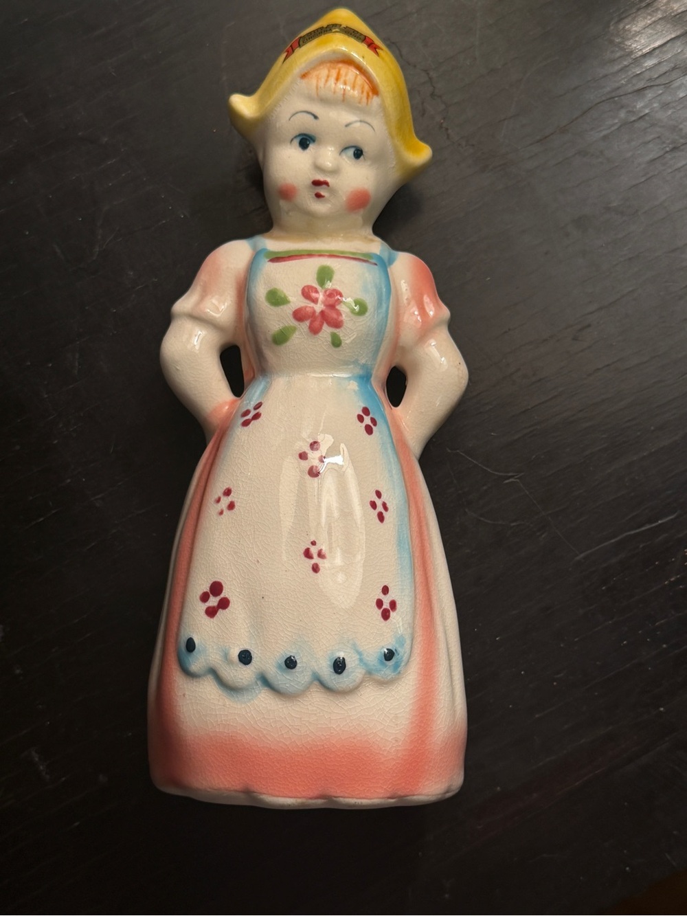 Enesco Ceramic Dutch Girl Figurine in Pink Apron Cincinatti Souvenier 40s